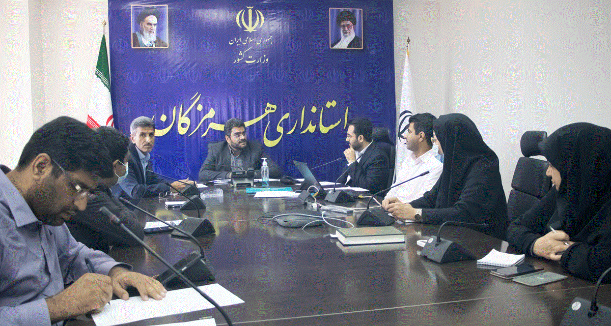 نقل و انتقال مدیران و کارکنان با نظر همه اعضای کمیته سرمایه انسانی و فرهنگ سازمانی صورت می پذیرد