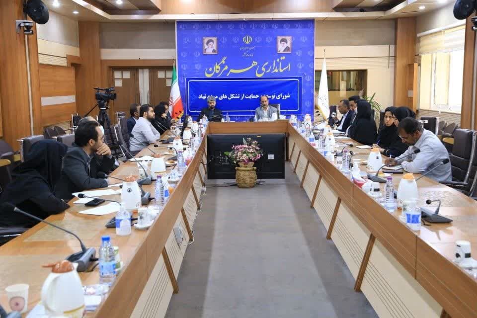 بهره گیری از ظرفیت های مردمی موانع توسعه کشور را مرتفع می کند