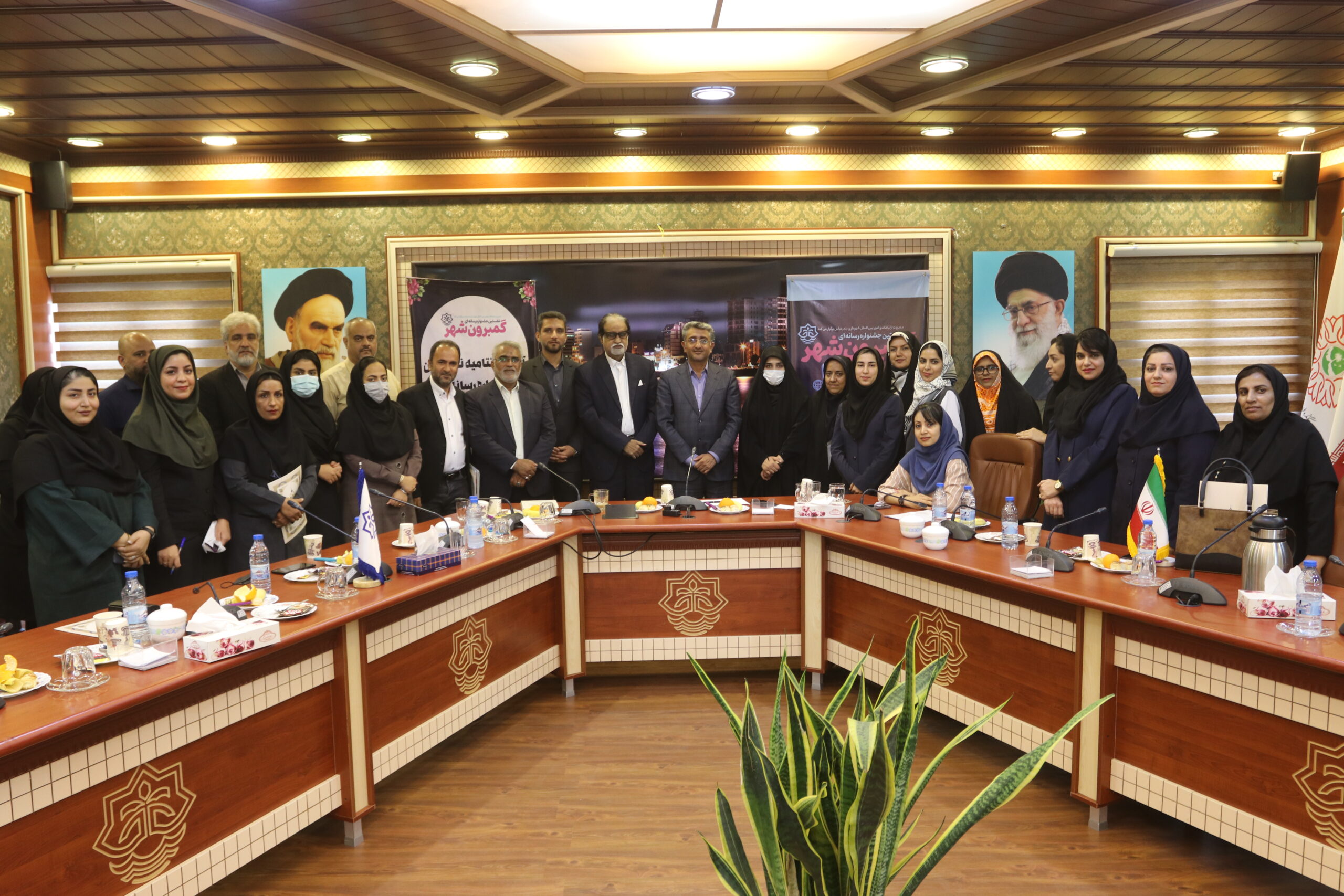 مراسم اختتامیه نخستین جشنواره رسانه ای گامبرون شهر برگزار شد+ عکس