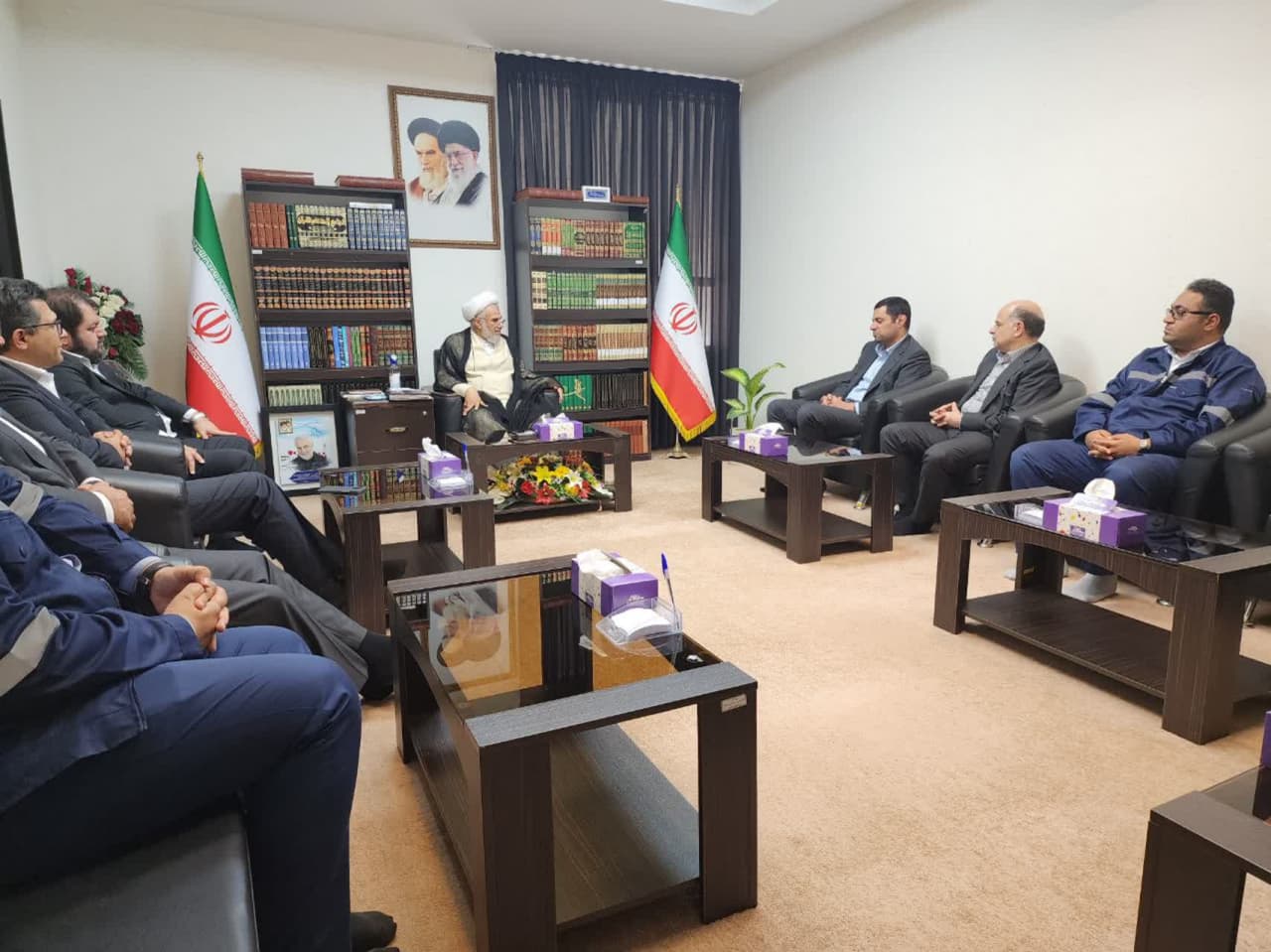 صنعتگران با هدف صادرات تولید کنند