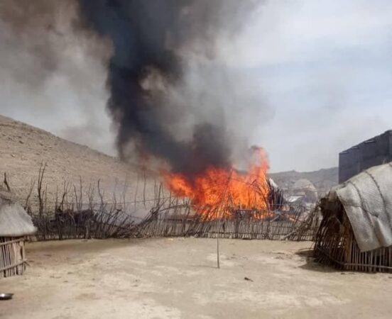 آتش سوزی سه خانه کپری در جاسک