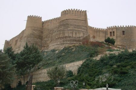 احیا دیوار هزار ساله ۱۲ برجی خرم‌آباد