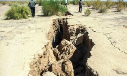کانون بحرانی فرسایش بادی در جنوب کرمان ۳۹۰ هزار هکتار است