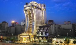 امکان توسعه گردشگری با تعداد هتل‌های تهران مقدور نیست