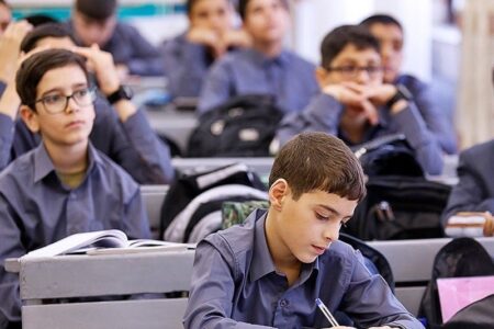 تحصیل دانش‌آموزان چهار دهک اول خانوارها در سمپاد رایگان شد