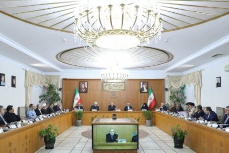 پزشکیان: با مردم بودن هرگز به معنای پوپولیست بودن نیست