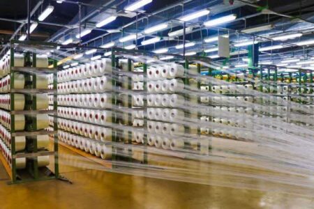 چهارمحال و بختیاری تولید کننده ۴۰ درصد نخ پلی‌استر کشور است