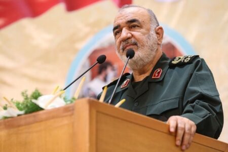 پایگاه هوایی سرلشکر شهید استوار محمود آبادی نیروی زمینی سپاه افتتاح شد
