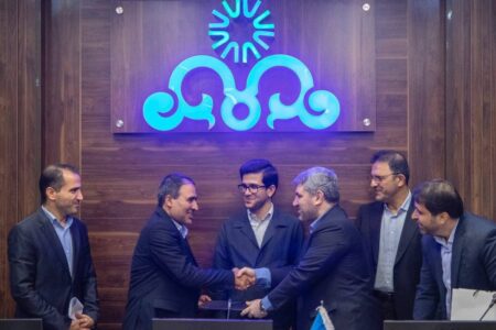 اعلام آمادگی رئیس کل  بانک مرکزی برای فایناس طرح توسعه تولید بنزین و آمونیاک در ستاره خلیج‌فارس