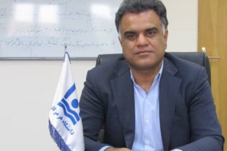 عضو هیئت علمی دانشگاه هرمزگان در میان ده پژوهشگر برتر علوم پایه