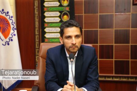 خاموش نشستن در برابر کارشکنی ها و تخلفات برخی مدعیان فساد ستیزی، ظلم در حق بیت المال است