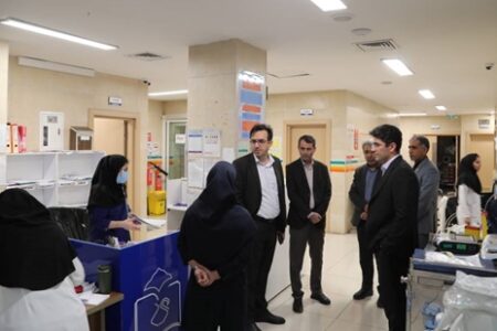 بازدید شبانه سرپرست دانشگاه علوم پزشکی هرمزگان از بیمارستان دکتر شریعتی بندرعباس