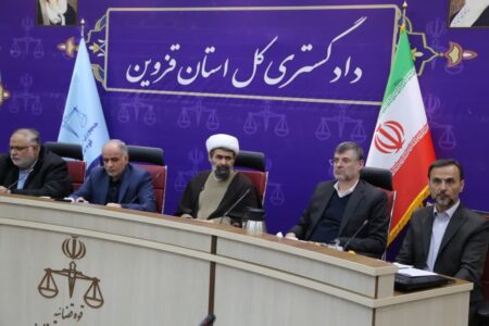 از ظرفیت مولد سازی برای انتقال زندان به خارج از شهر استفاده شود