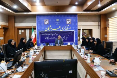 استاندار هرمزگان: نیروی انسانی باید به سرمایه اجتماعی تبدیل شود