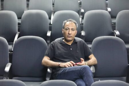 مجتبی باستان پیرا از آغاز پیش‌تولید نمایش کمدی «جزایر لانگرهانس» خبر داد