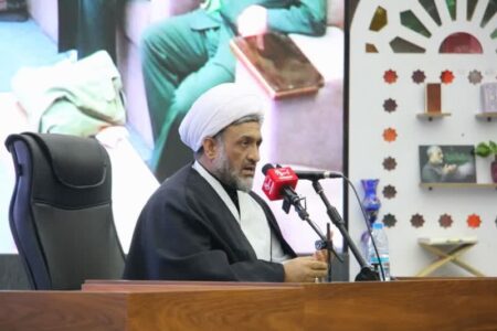 توجه به نماز اول وقت موجب عاقبت به‌خیری انسان می‌شود