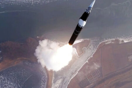 کره‌ شمالی چند موشک بالستیک شلیک کرد