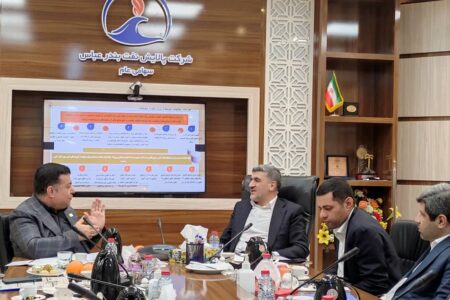 بازدید رئیس سازمان بورس اوراق بهادار کشور از فرآیند تولید و طرح های توسعه پالایشگاه بندرعباس