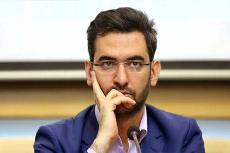 برای حفظ نظام دست از لجبازی با مردم بردارید!