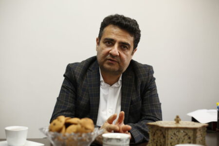 رونق تولید و تحقق شعار سال نیازمند حذف قوانین زائد و بخشنامه‌های غیر ضروری است