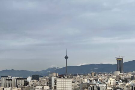 احتمال توفان تندری در تهران؛ پایان هفته خنک است