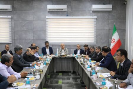 استاندار هرمزگان: توسعه دریا محور نیازمند بازنگری در نظام برنامه‌ریزی کشور است