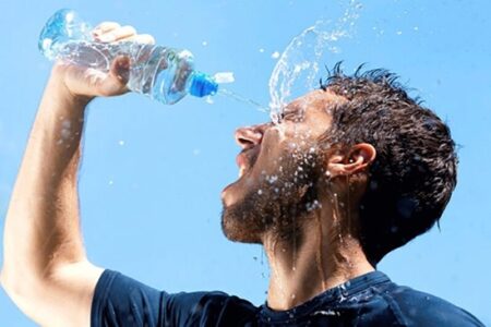 توصیه‌های رئیس فوریتهای پیش بیمارستانی هرمزگان در مورد گرمازدگی