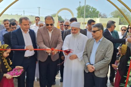 همزمان با هفته دولت انجام شد؛ بهره برداری از مدرسه فاطمیه بندرلنگه
