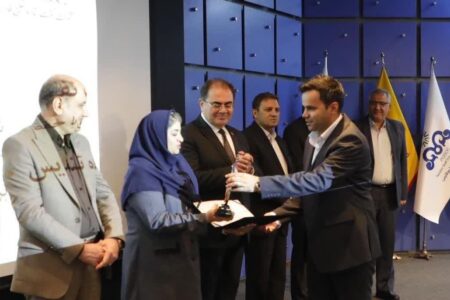 نفت ستاره خلیج فارس نشان نقره‌ای سه‌ستاره مدیریت انرژی کشور را دریافت کرد