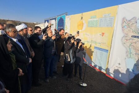 دولت چهاردهم در مسیر تحول و نوسازی زیرساخت‌های حمل‌ونقل کشور گام برمی‌دارد / دیپلماسی دولت در حوزه حمل‌ونقل فعال بسیار است / آغاز پروژه عملیات اجرایی تعریض آزادراه ساوه – سلفچگان با ۱۲۰ هزار میلیارد ریال اعتبار