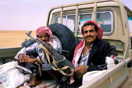 المیادین: نیروهای وابسته به امارات و عربستان در یمن به جان هم افتادند