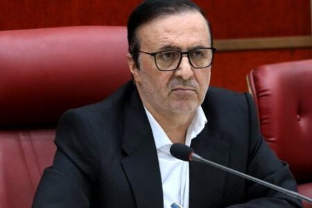 هدف دشمن، القای فروپاشی و تسخیر نمادهای حاکمیتی بود