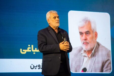 تربیت ۱۰ میلیون حافظ قرآن یک دستور عملیاتی برای مدیریت شهری است