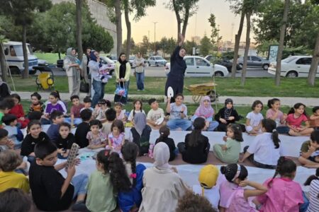 پیوند هنر و طبیعت در محمدیه؛ کارگاه نقاشی دانش‌آموزان در پارک شاهد برگزار شد