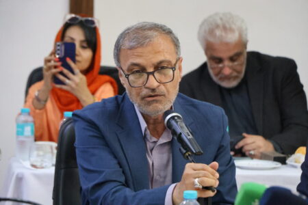 مرادی: هرمزگان در مدیریت بحران عملکرد موفقی داشت/ اختیارات بیشتری به استانداران داده شود