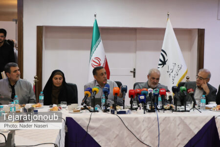 نشست ستاد مدیریت بحران هرمزگان با حضور معاون اجرایی رئیس‌جمهور و وزرای راه و نیرو
