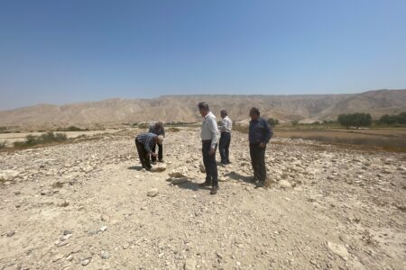 بررسی اولیه تپه پیش از تاریخی «برتش» در روستای بهده پارسیان