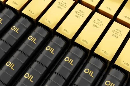 کاهش قیمت نفت در پی افزایش ذخایر آمریکا؛ طلا صعودی شد